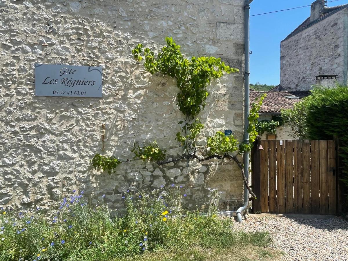 Les Regniers - 2 Gites Voisins Pour Familles Et Groupes Eynesse 外观 照片